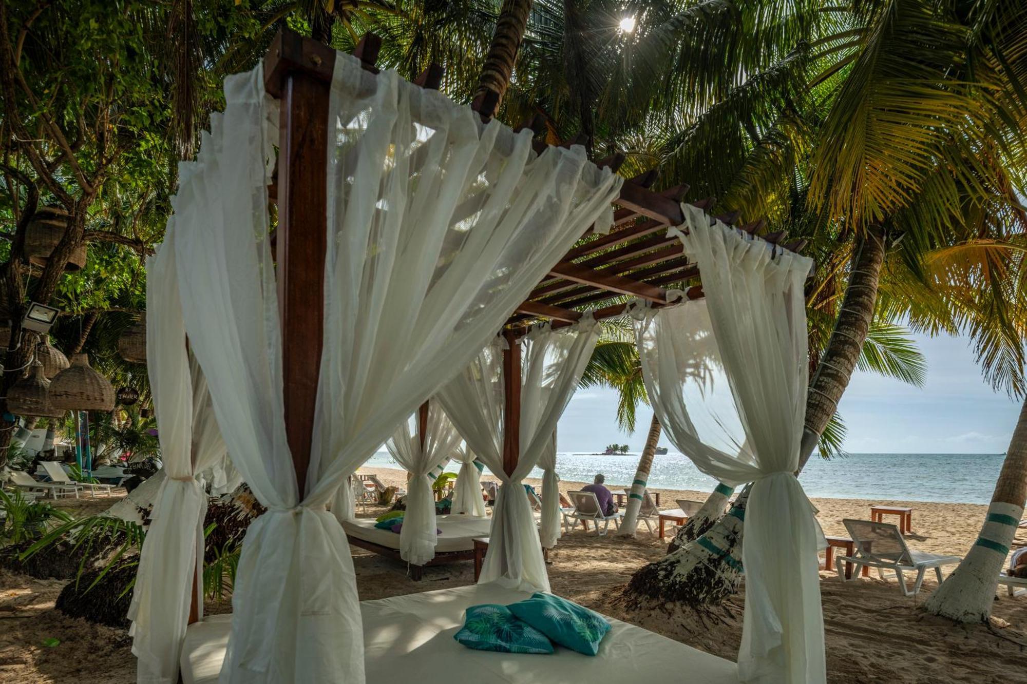 Hotel Reina Del Mar By Dorado San Andrés Extérieur photo